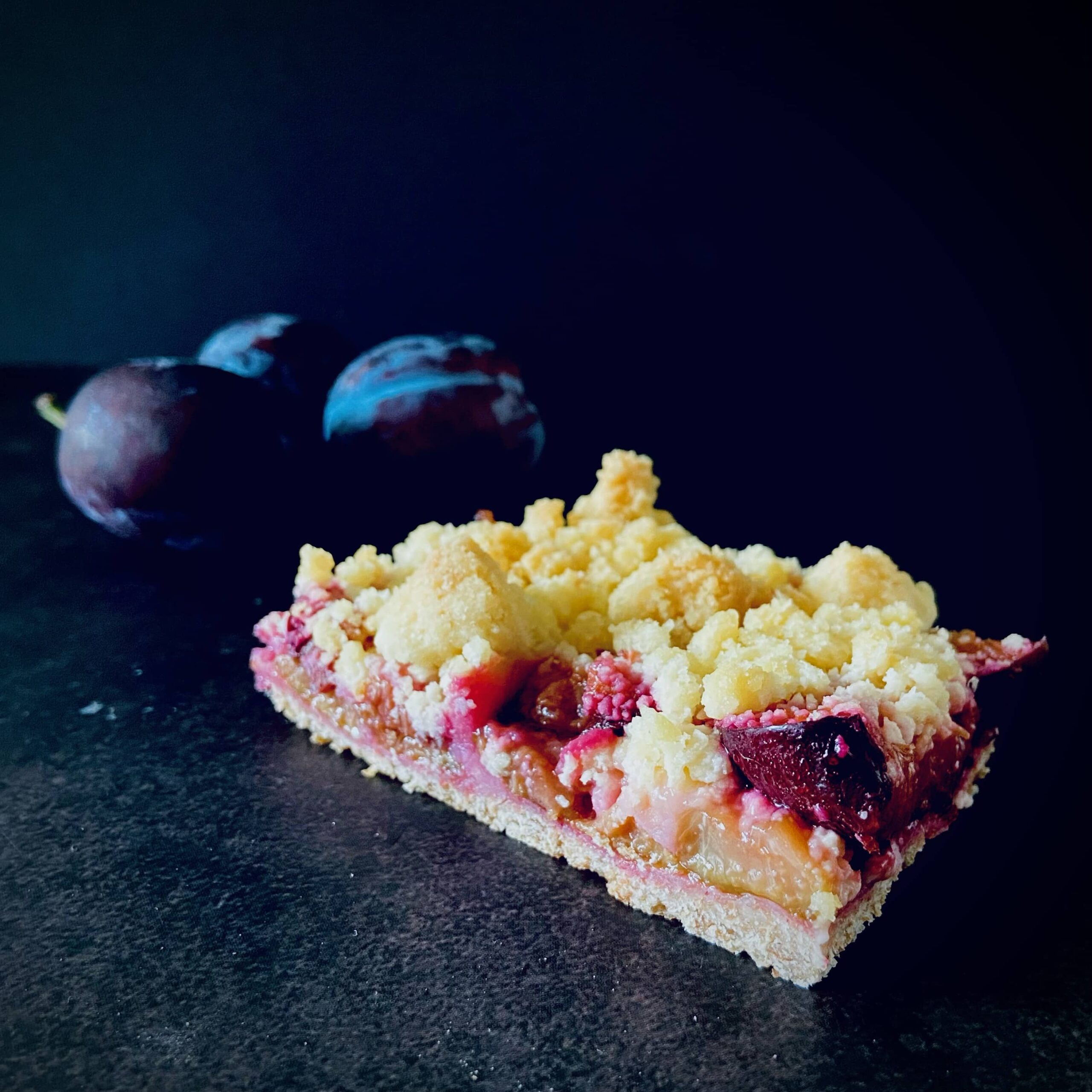 Plum cake with streusel (with spelt & eggfree)