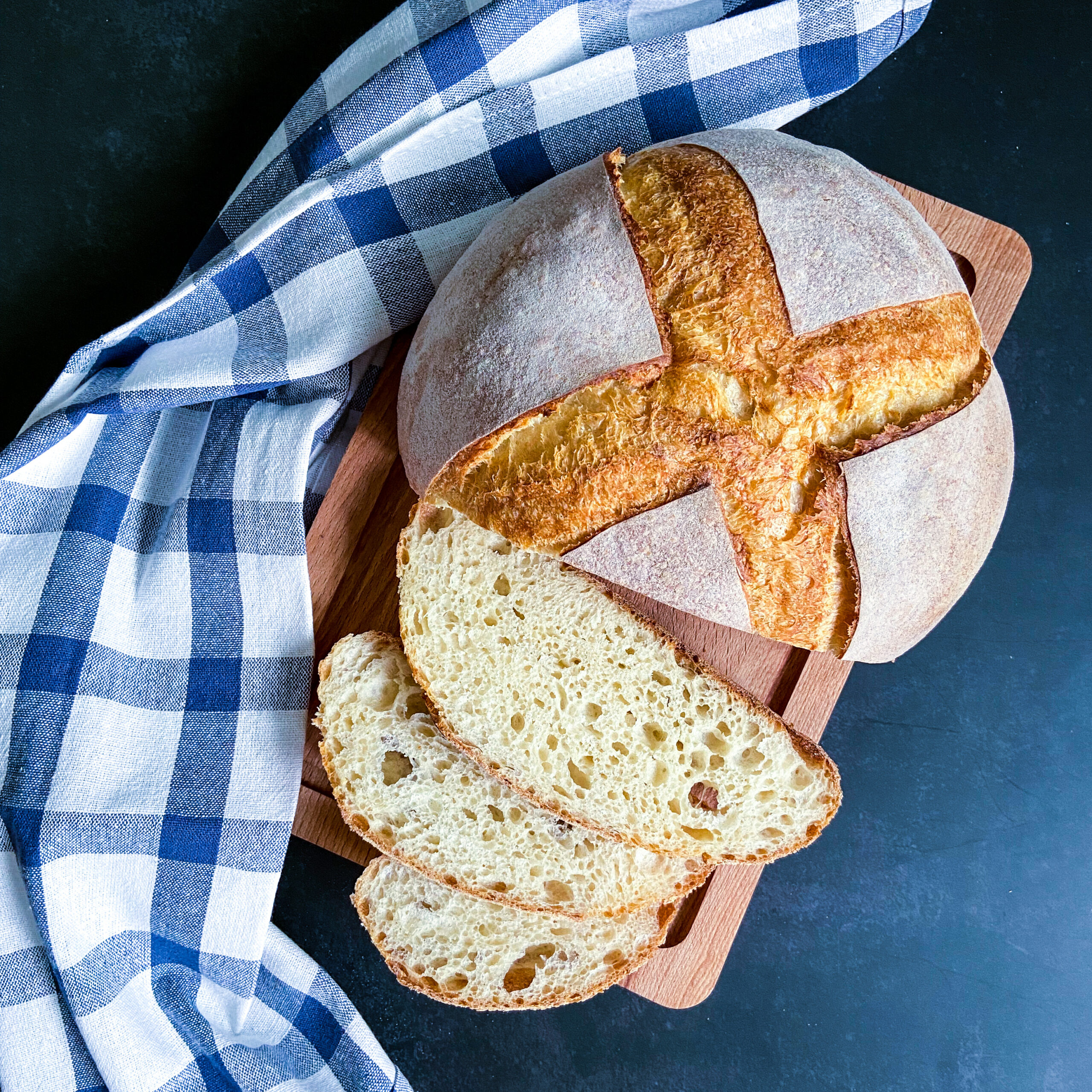 Dinkel-Joghurt-Kruste (einfaches Dinkelbrot zum selber backen)