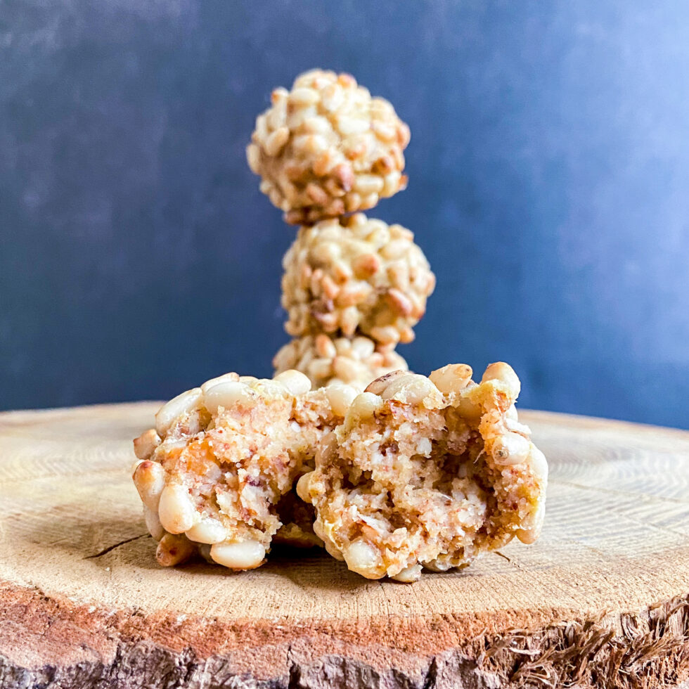 Panellets (zusatzzuckerfrei, vollwertig und vegan) - Marta Ullmann ...