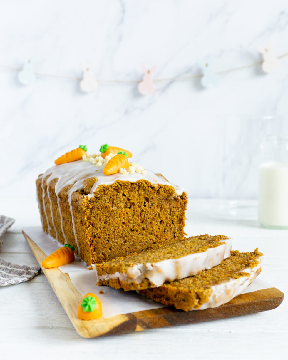 Saftiger Karottenkuchen - mit Dinkelvollkornmehl &amp; vegan - Meal Puzzle ...