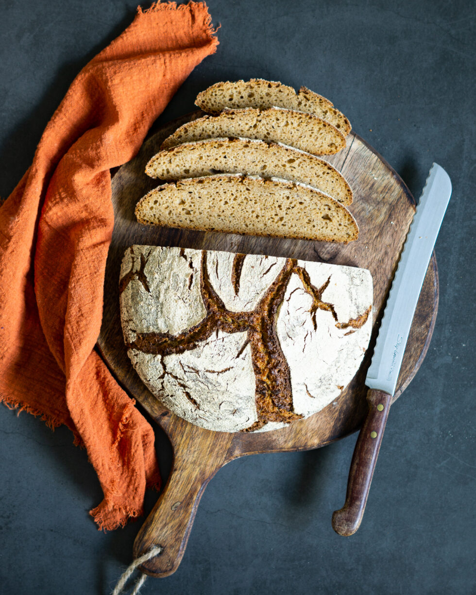 Einkorn-Roggen-Sauerteigbrot - Marta Ullmann | Backen mit Urgetreide ...