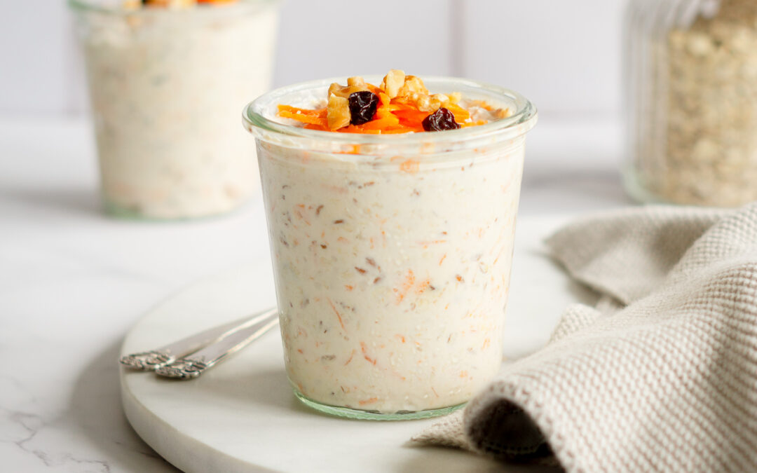 Proteinreiches Karotten-Bircher-Müsli mit Rosinen (Meal Prep Frühstück)
