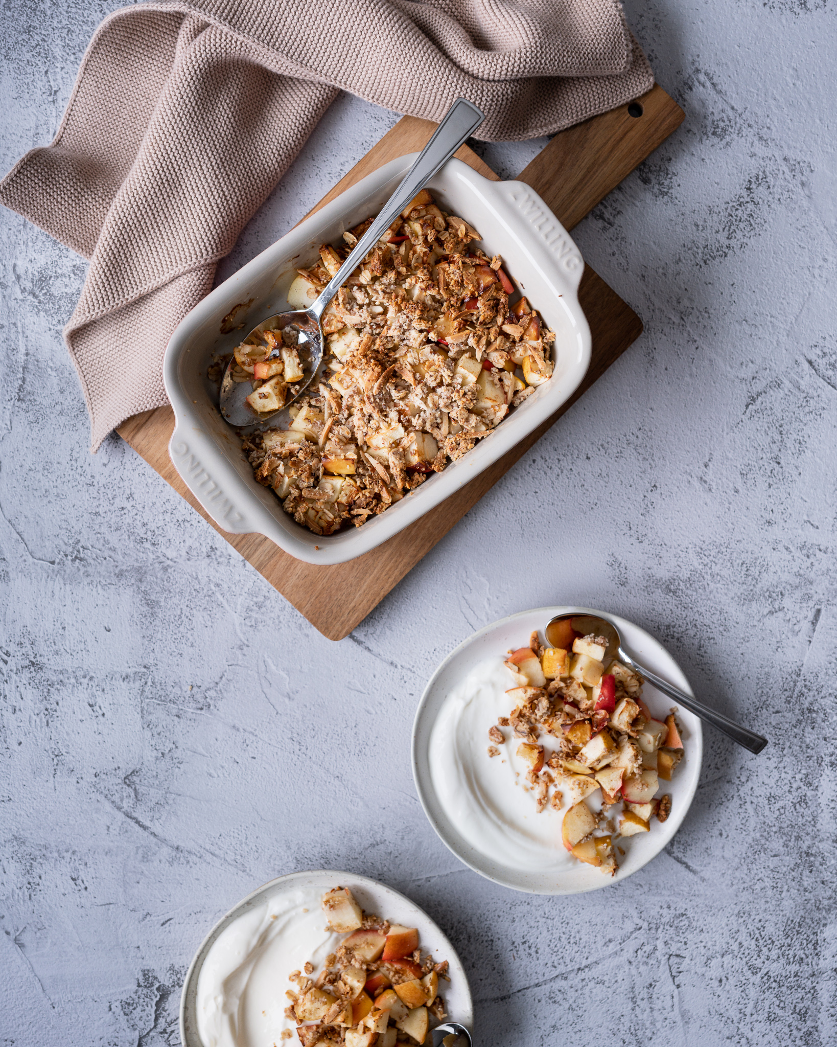 Apfel-Mandel-Crumble im Airfryer – Gesunder Snack mit Skyr