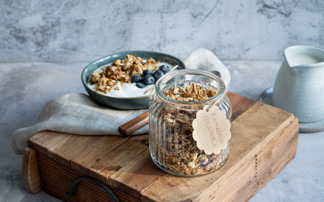 Proteinreiche Airfryer-Granola mit Banane – knusprig und natürlich süß